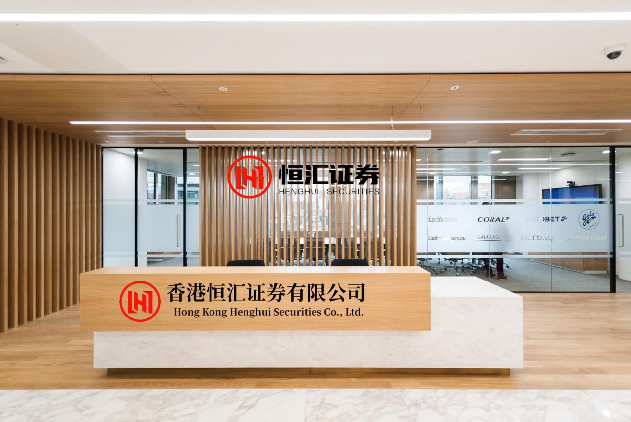 新巧牛 上半年QDII基金合计仍亏176亿，广发、国海富兰克林、嘉实等25家逆势盈利（名单）